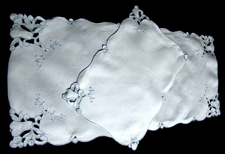 set vintage table linens placemats and runner handmade figural lace blue embroidery