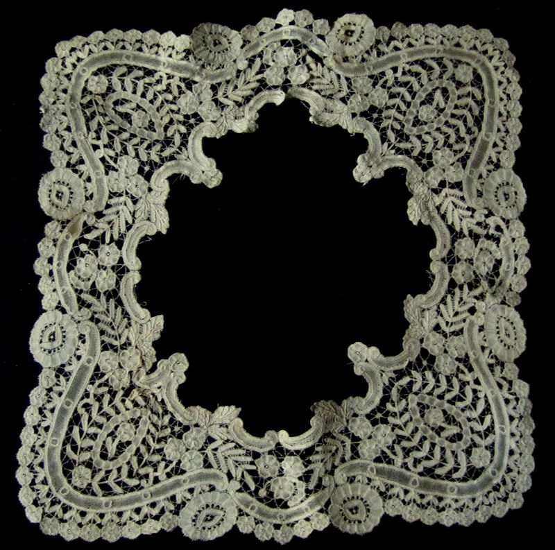 ends together antique handmade Belgian lace collar