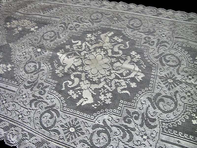 close up 2 vintage antique figural lace table runner with cherubs