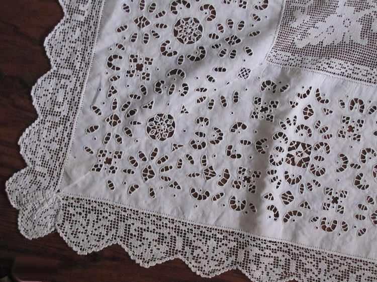vintage antique white linen tablecloth corner lace