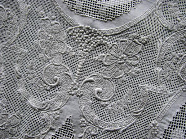 antique appenzell tablecloth close-up 1