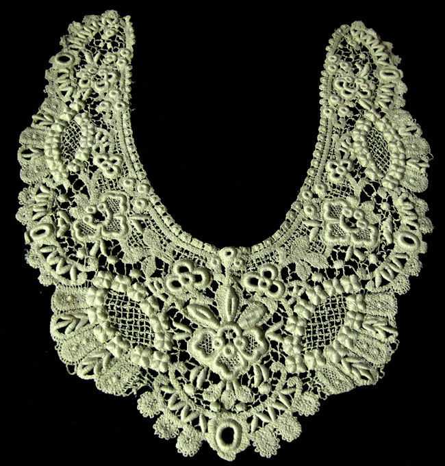 vintage antique Victorian handmade lace collar