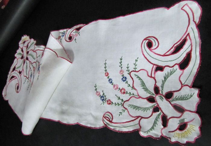 vintage linen table runner or dresser scarf with cutwork lace and vivid red embroidery