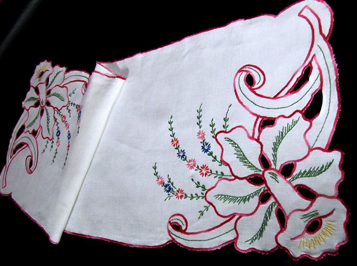 vintage antique table runner dresser scarf linen handmade cutwork lace vivid embroidery