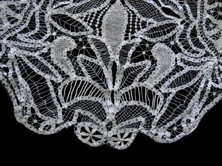 close up 3 vintage antique victorian cape capette handmade lace