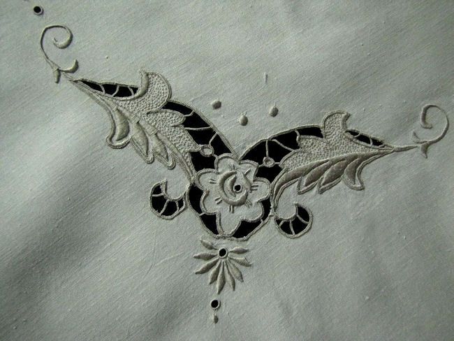 close up 2 vintage antique linen table topper with handmade lace and Marghab style embroidery