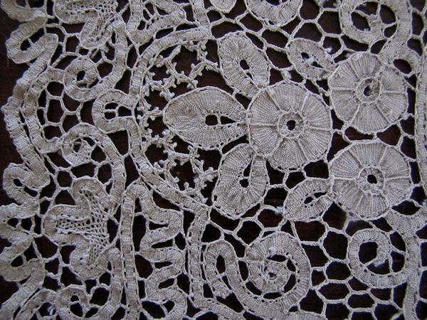 close up 3 vintage handmade figural lace placemats