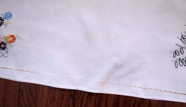 close up 3 vintage handmade linen tablecloth arts and crafts Soouthern Belles