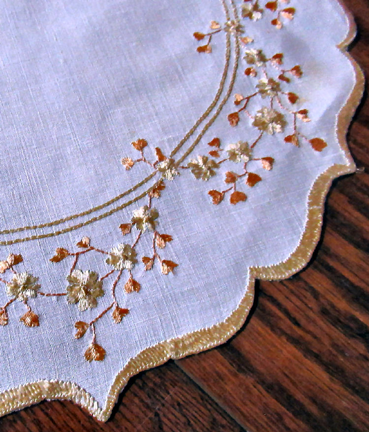 close-Up vintage  antique handmade society silk doily