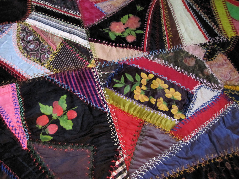 close up 5 vintage antique bedspread quilt handmade