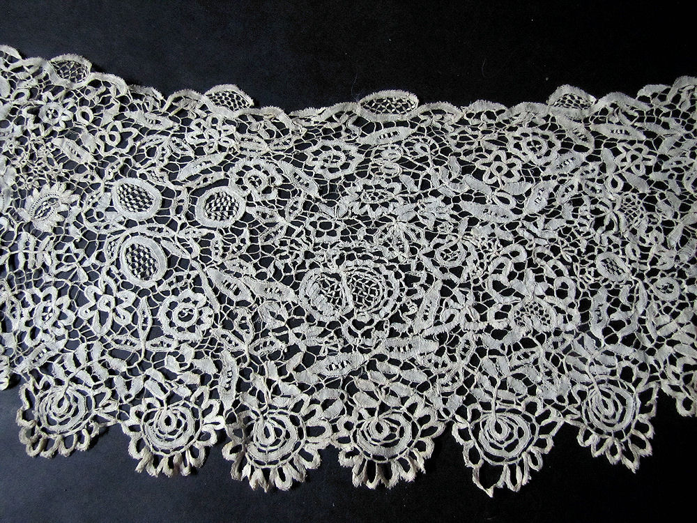 close up 4 vintage antique handmade lace collar