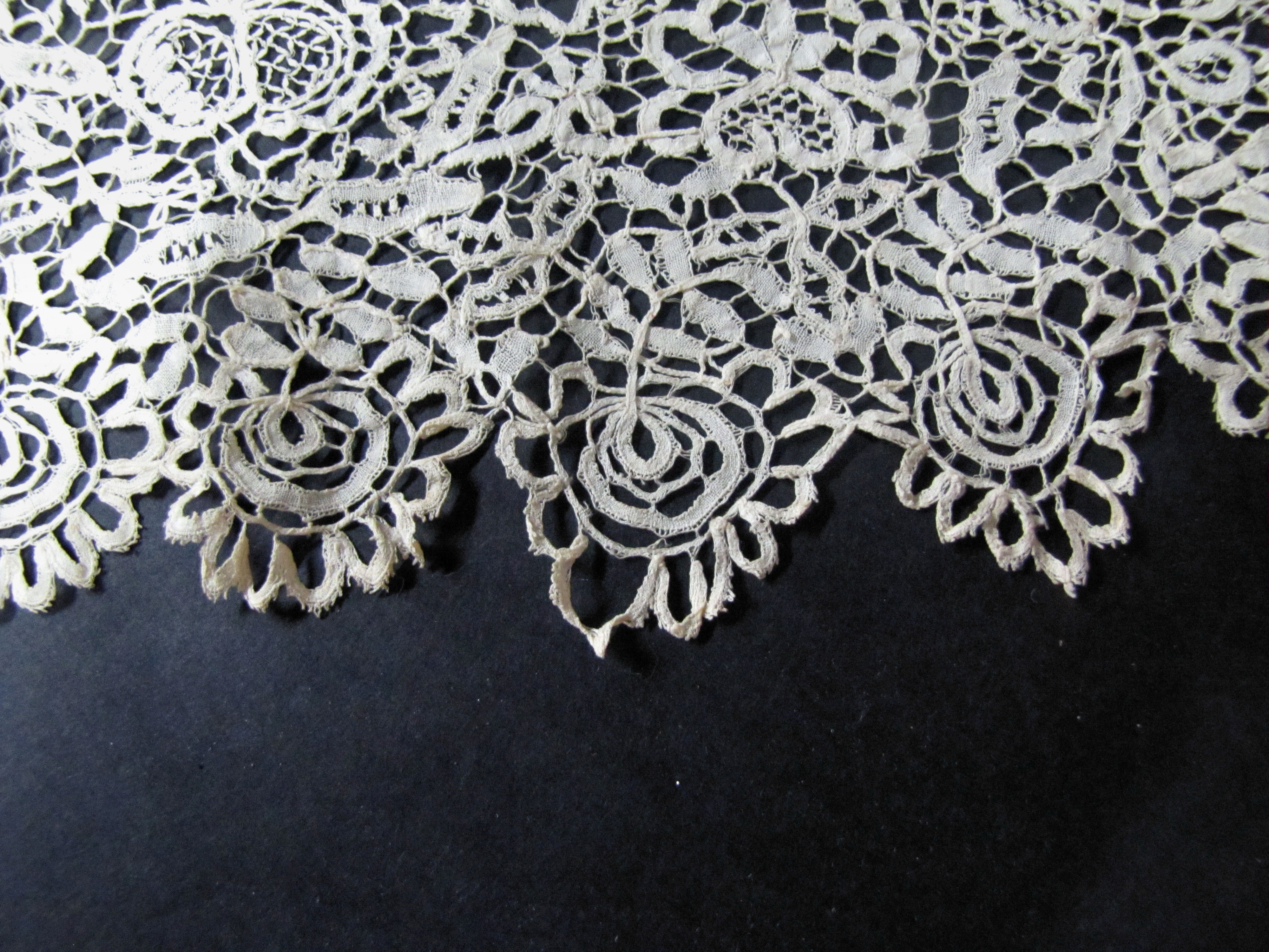 close up 10 vintage antique handmade lace collar