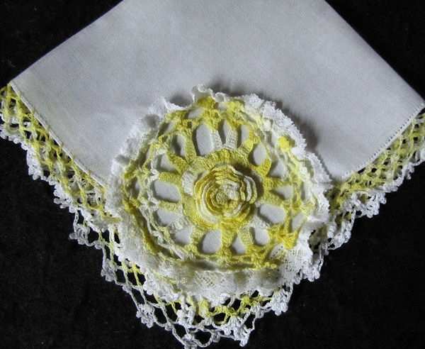 vintage Irish linen hanky with Irish lace flower