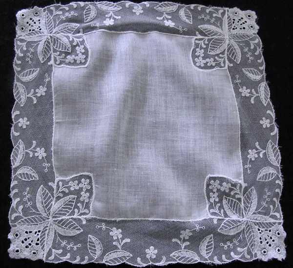 vintage antique white wedding brides hanky with Limerick and Schiffli lace