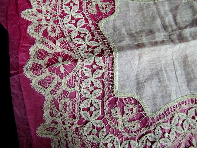 close up vintage antique wedding brides hanky handmade bobbin lace