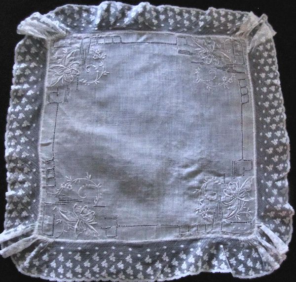vintage antique wedding brides hanky French lace and whitework