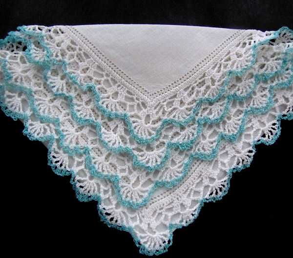 vintage irish linen hanky with handmade lace