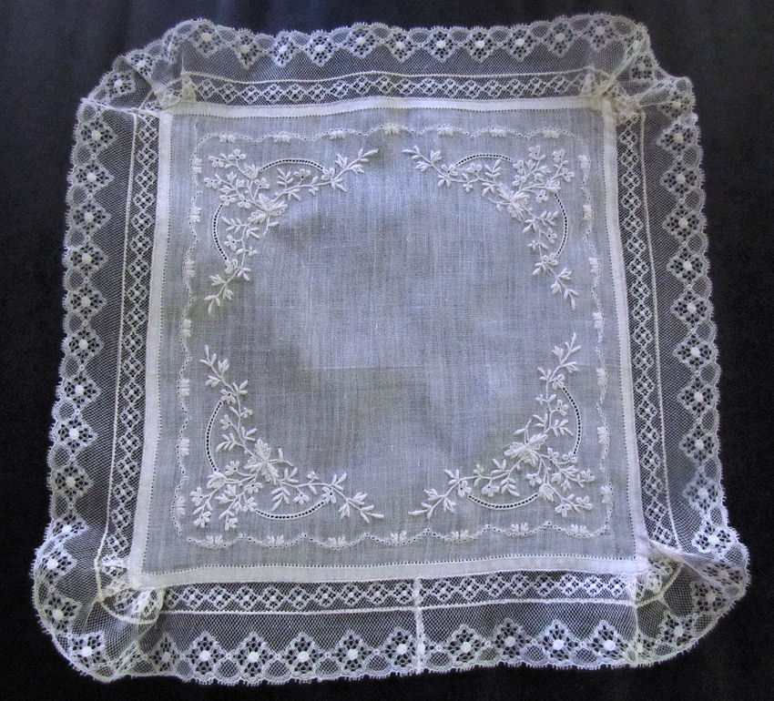 vintage antique wedding brides hanky French lace and handmade whitework