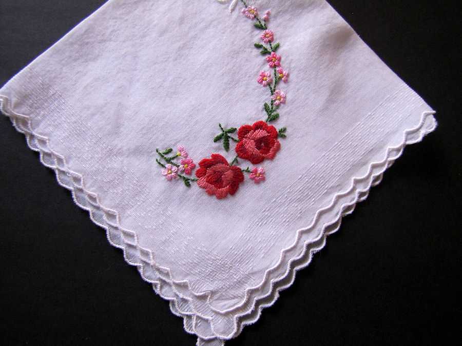 vintage antique embroidered hanky roses