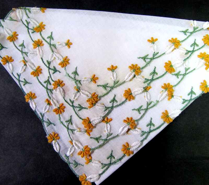 vintage antique embroidered daisies hanky