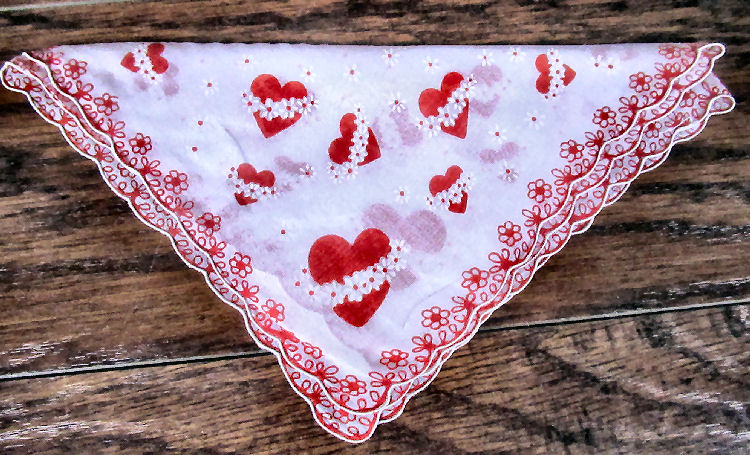 vintage antique Valentine hanky with hearts and daisy chains
