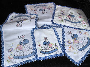 vintage antique bedroom doilies set