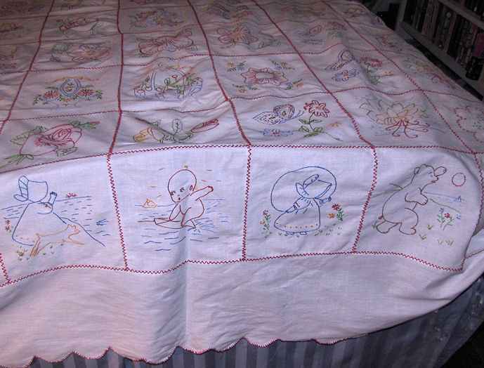 close up 1 antique double bedspread child's theme, kewpies, Winnie the Pooh, etc