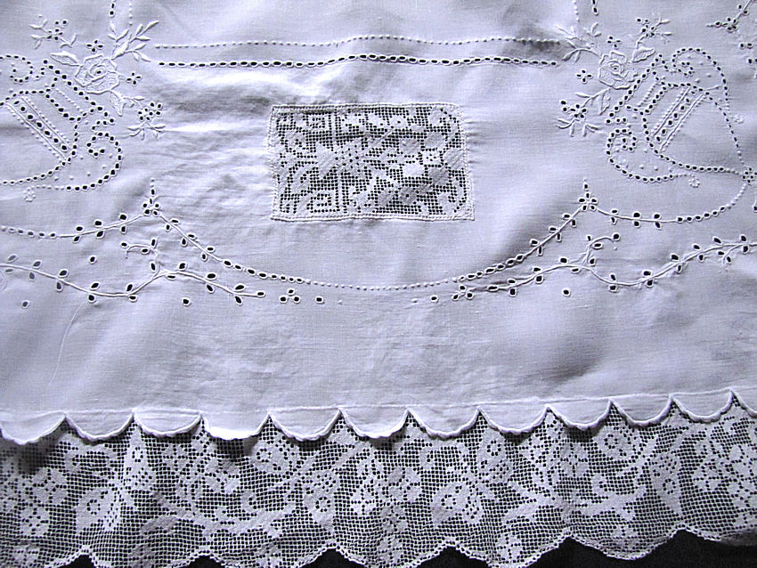 close up 3 vintage antique tablecloth with handmade figural lace
